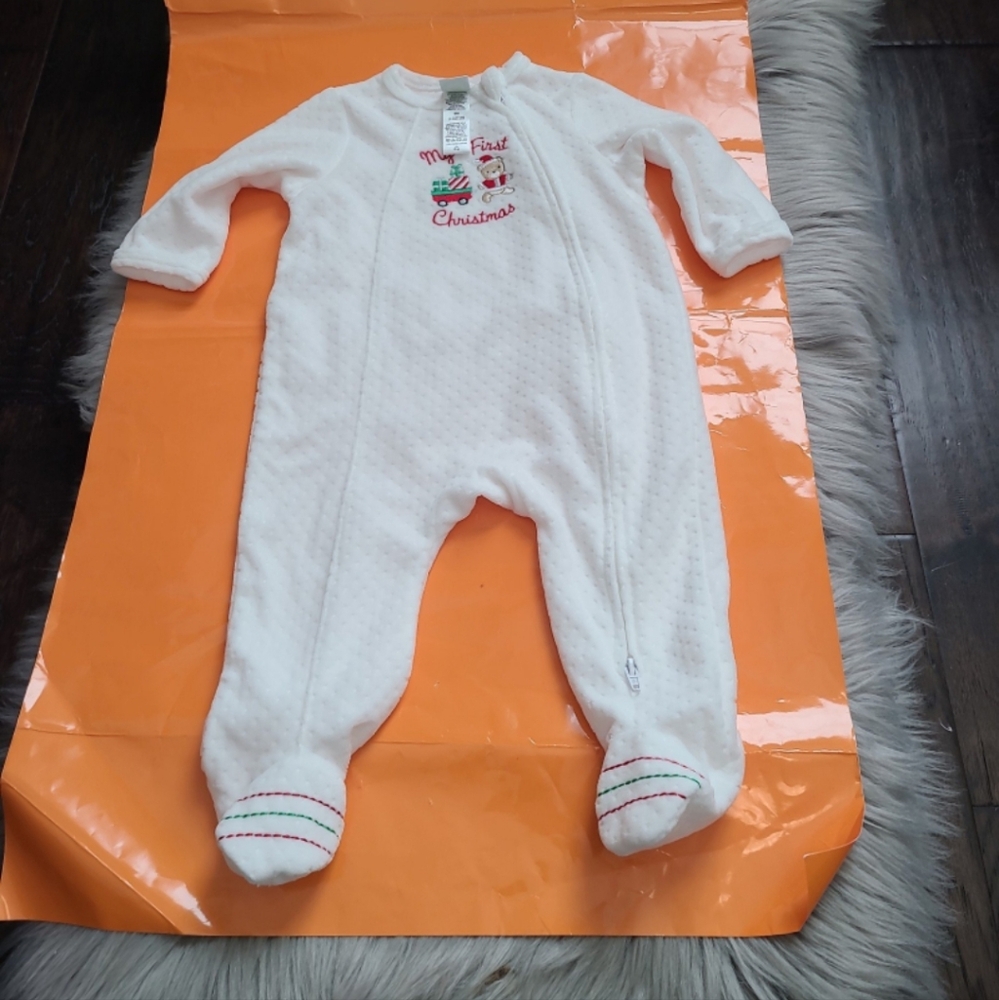 Nwot! Little me my first Christmas velour footie